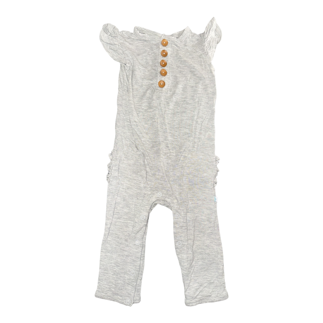One piece by Posh Peanut size 18-24m