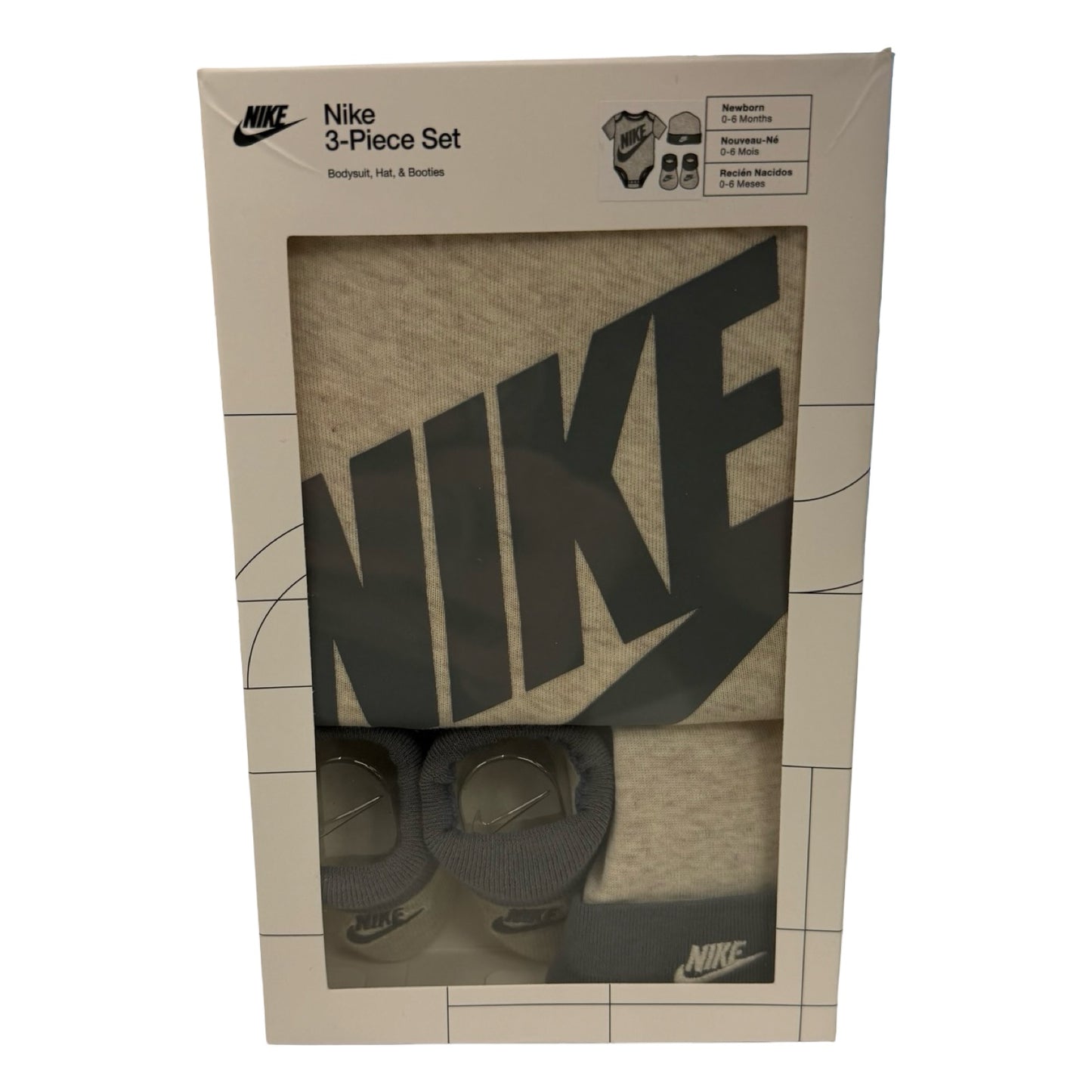 NWT 3 piece set by Nike size 0-6m
