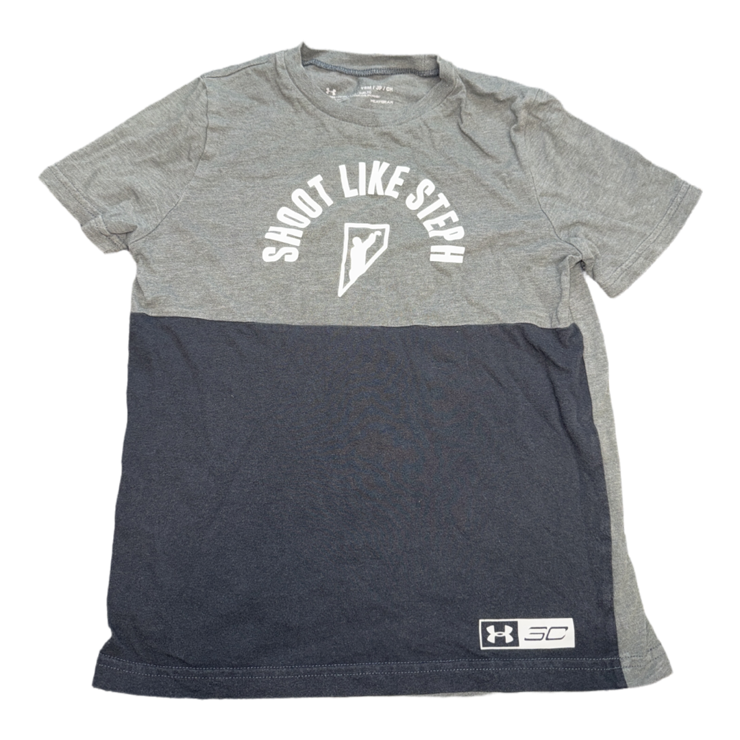 Short sleeve by Under Armour size 7-8