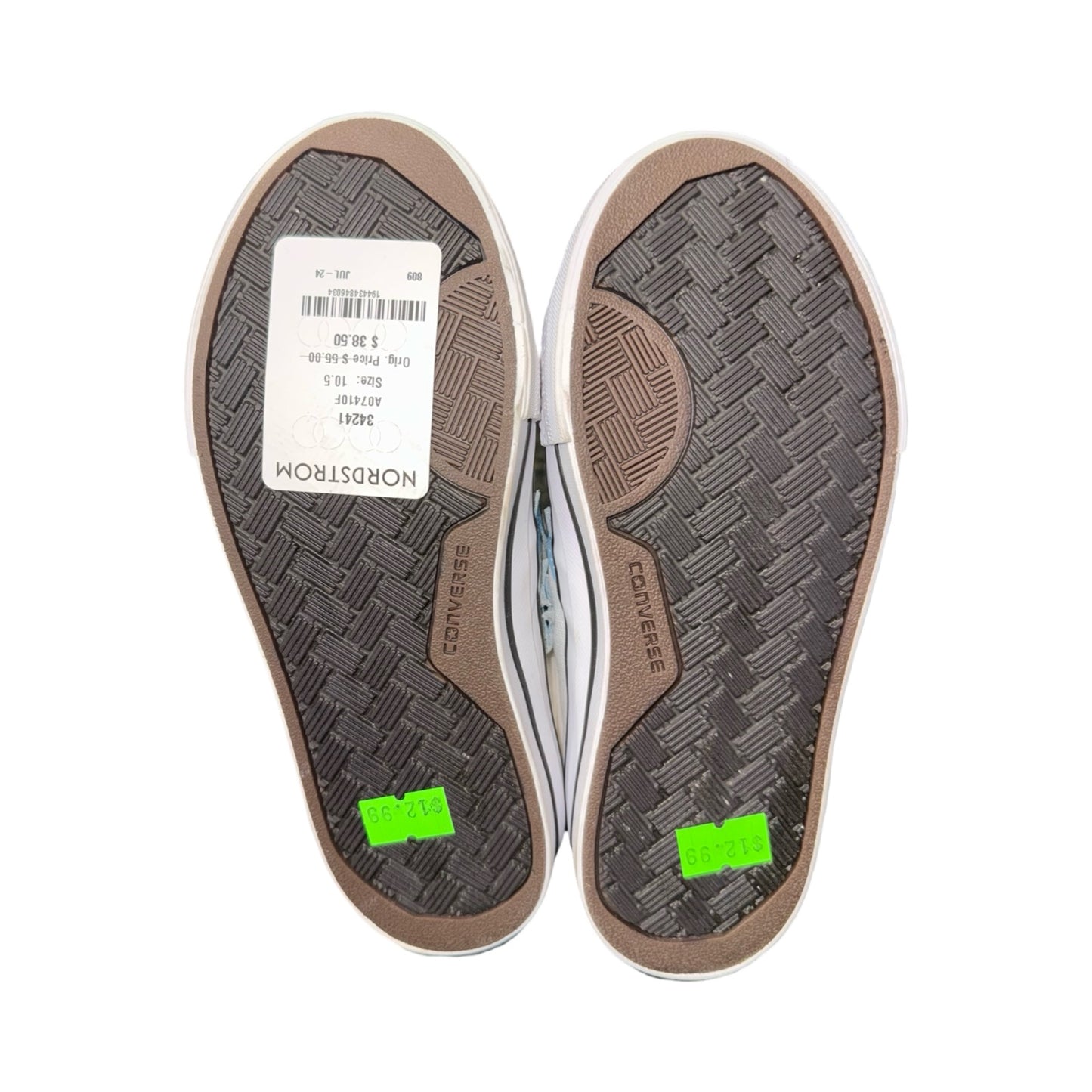 NWT Converse size 10.5