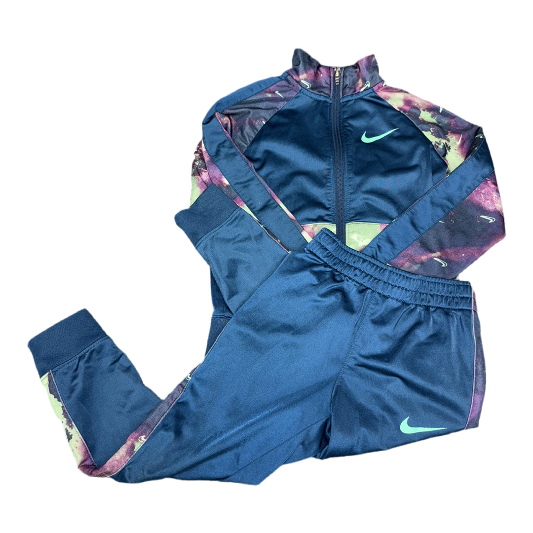 2 Piece set by Nike size 5