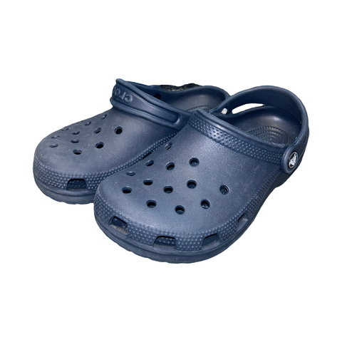 Crocs size 2y