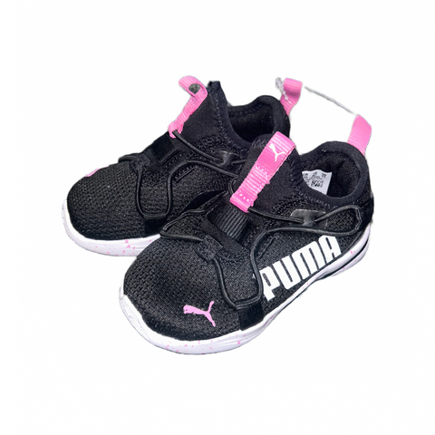 Sneakers by Puma size 5c
