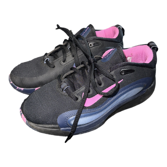 ISoFly sneakers by Nike size 4y