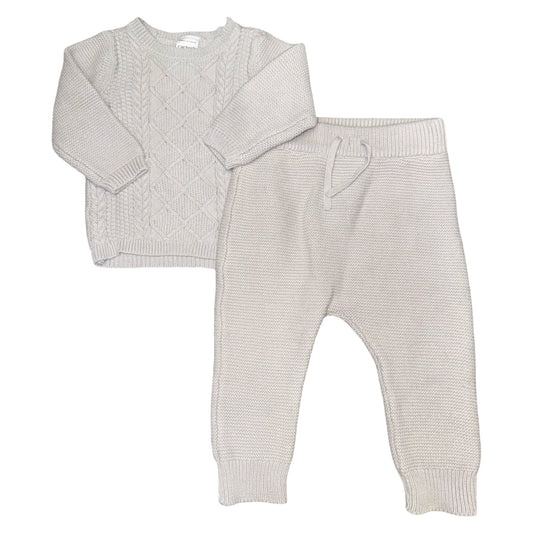 2 Piece set by Carters Just One You size 6m