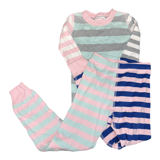 2 Piece pajama set by Hanna Andersson size 5