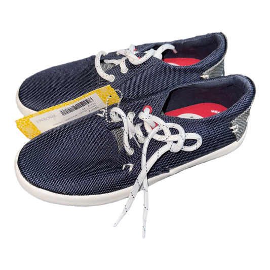 NWT Sperrys size 1y