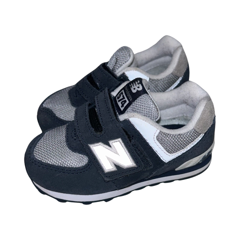Sneakers by New Balance size 7