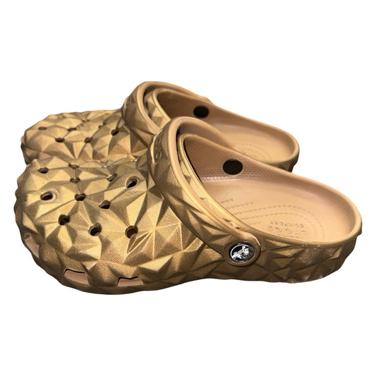 Crocs size 5y