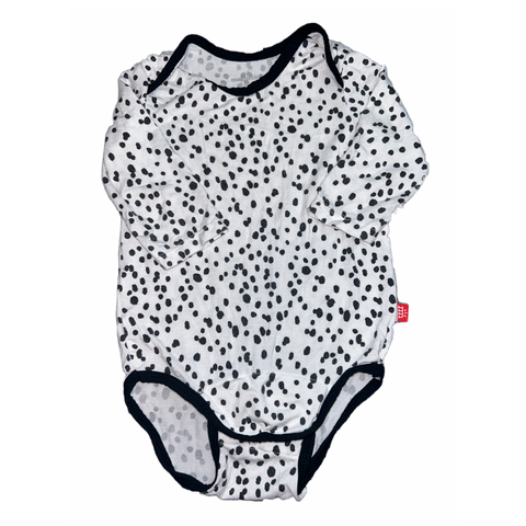 Onesie by Magnetic and size 3-6m