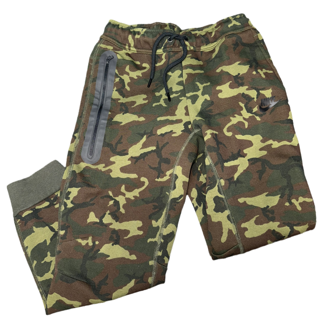 Sweatpants by Nike size 10-12