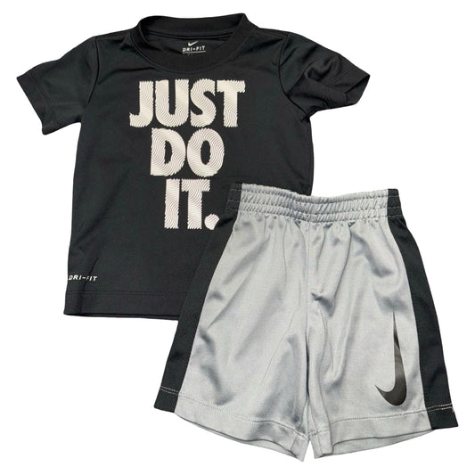 2 Piece set by Nike size 3