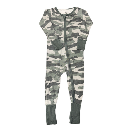 Sleeper by Little Sleepies size 6-12m