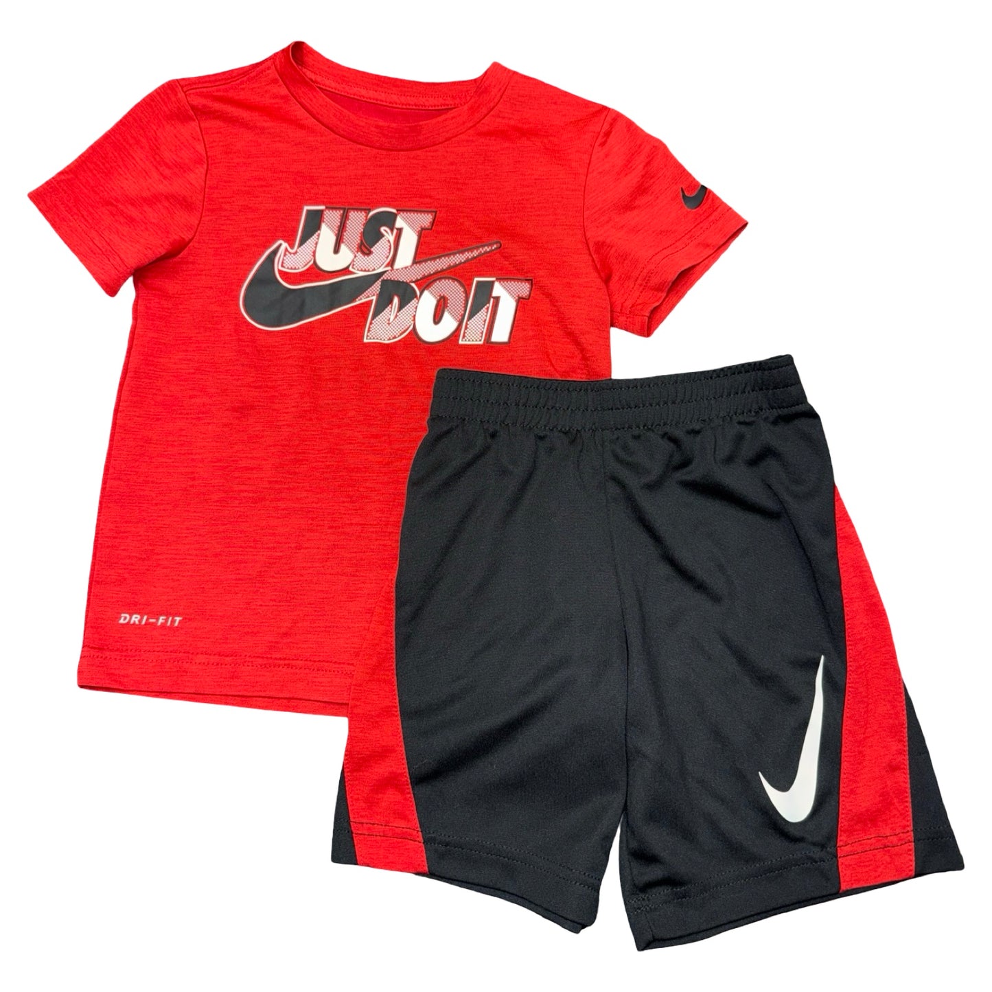2 Piece set by Nike size 5