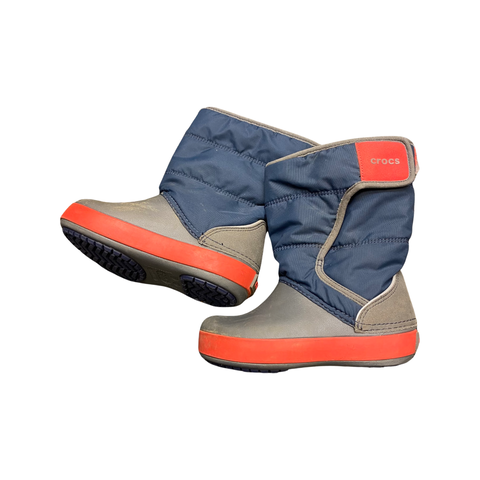 Snow boots by Crocs size 9