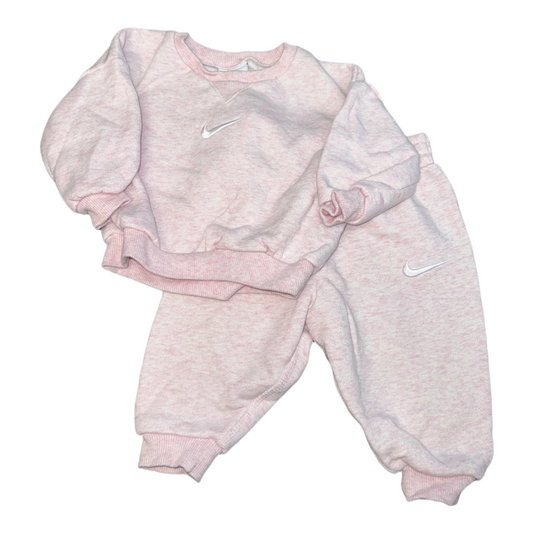 2 Piece set by Nike size 12m