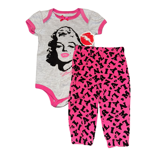 NWT 2 Piece Marilyn Monroe set size 6-9m