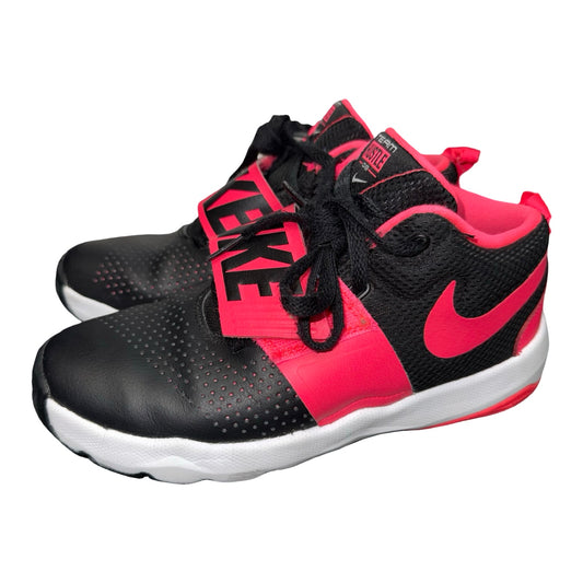 Sneakers by Nike size 5.5y