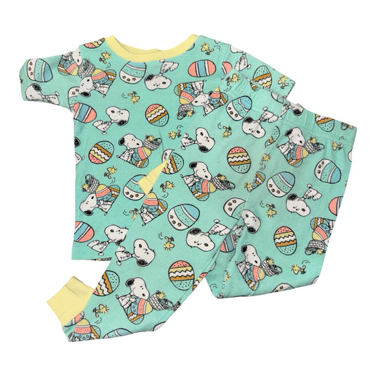 2 Piece Snoopy holiday pajama set size 4