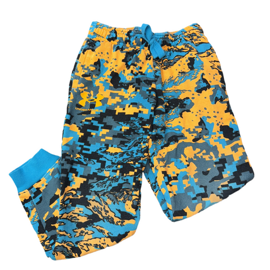 Sweatpants by Under Armour size 7-8