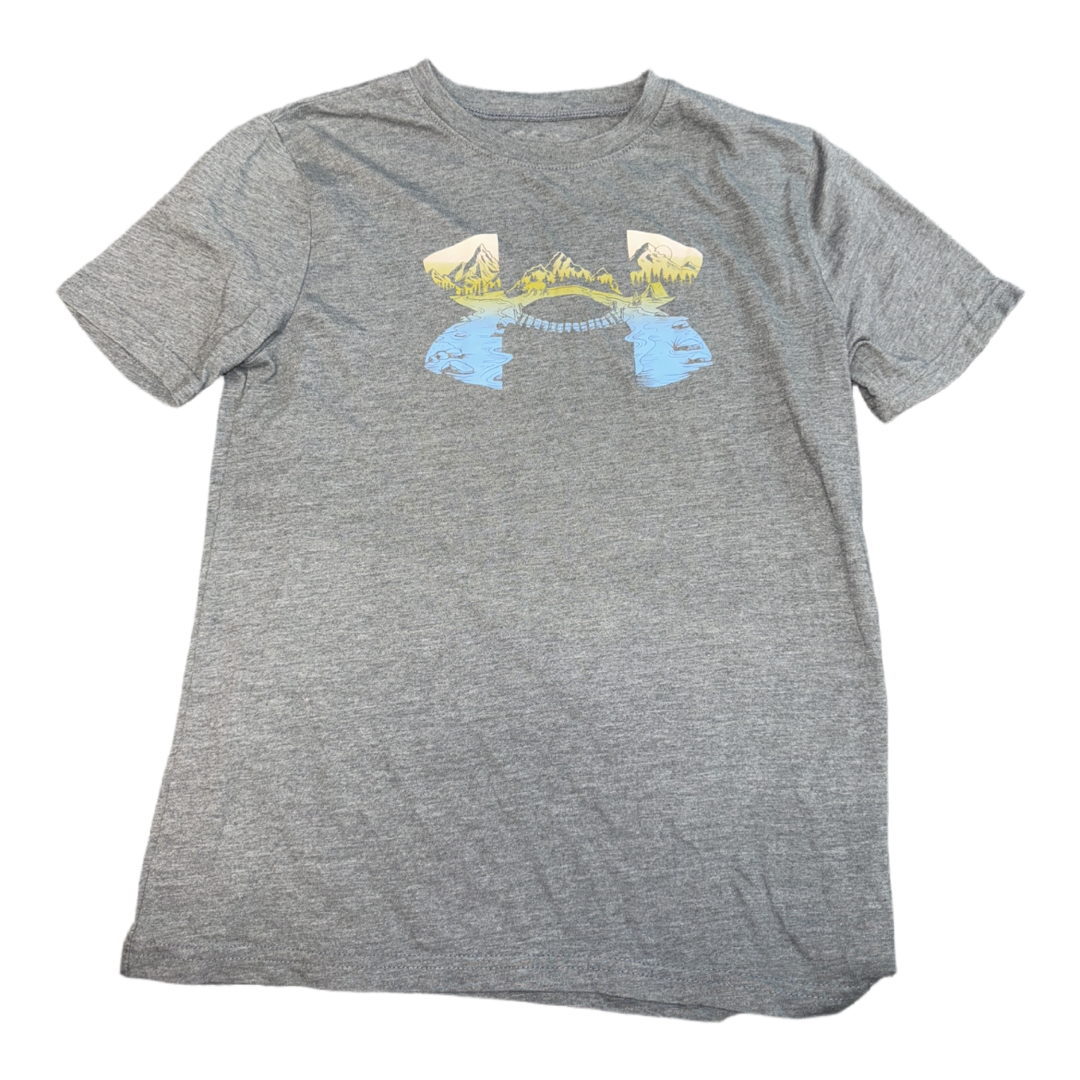 Short sleeve by Under Armour size 10-12