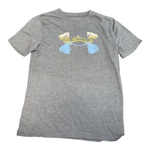 Short sleeve by Under Armour size 10-12