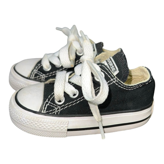 Converse size 3c