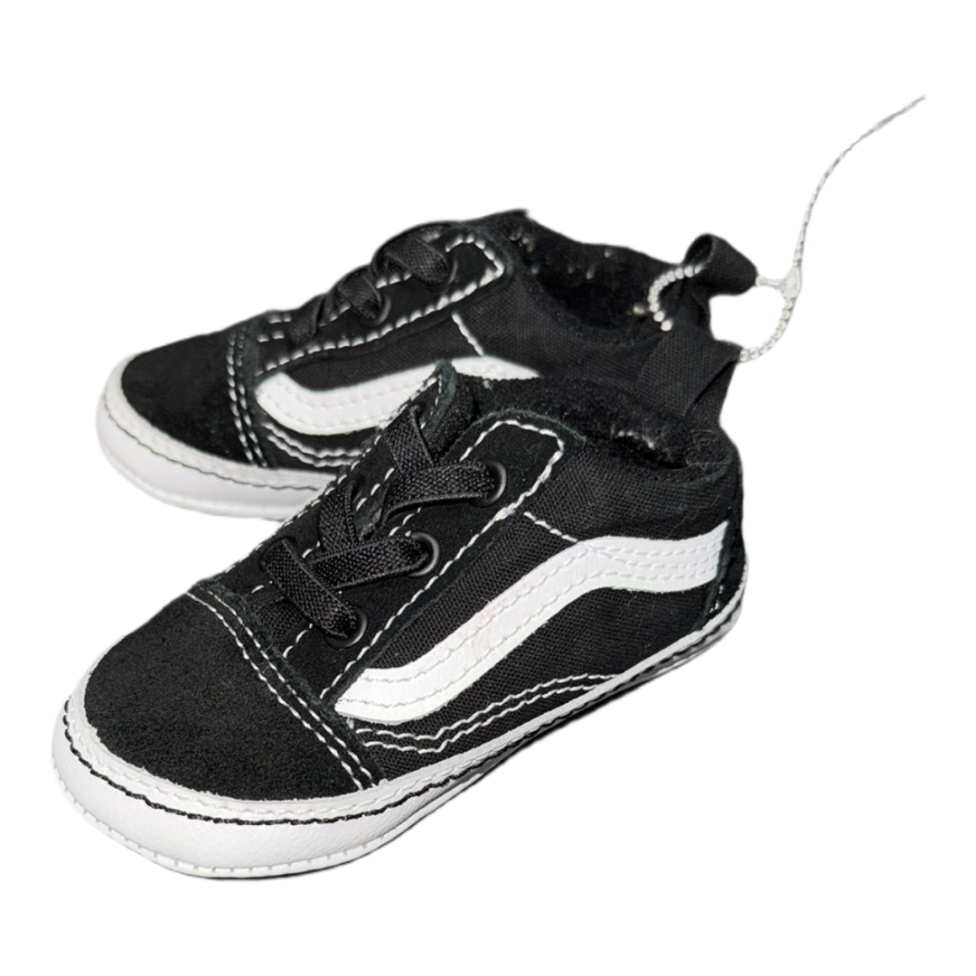 Crib Vans size 4c