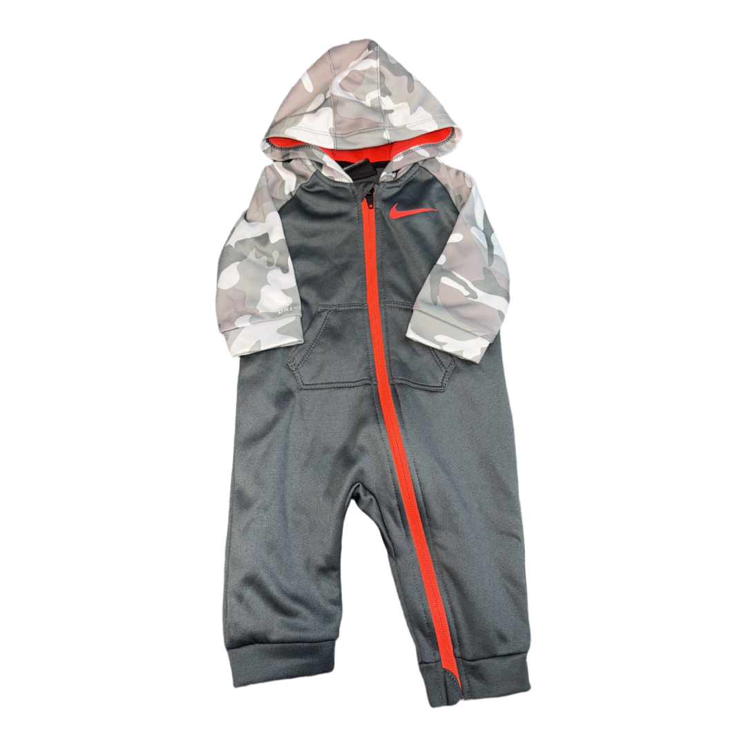 One piece outfit by Nike size 6m