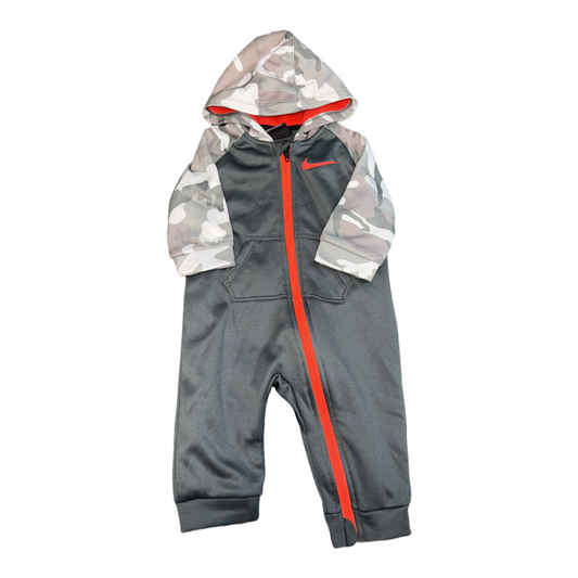 One piece outfit by Nike size 6m