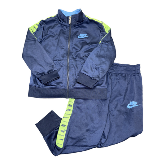 2 Piece set by Nike size 24m