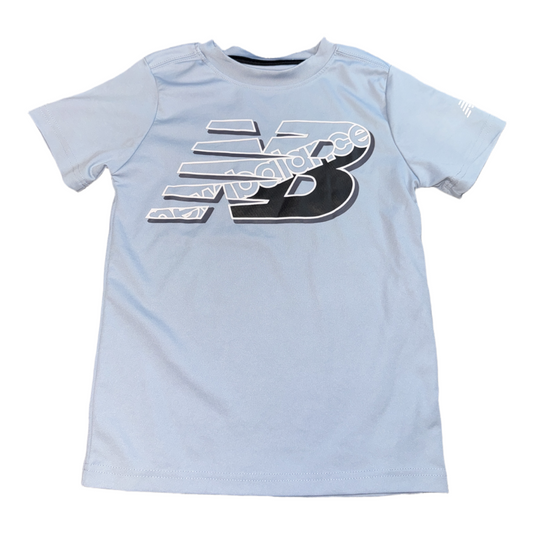 Short sleeve by New Balance size 8