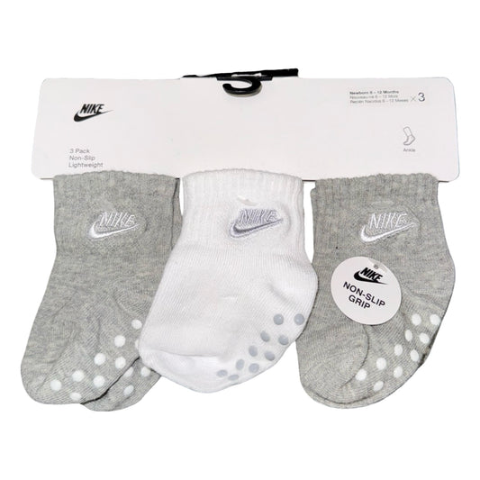 NWT 3 piece sock pack by Nike size 6-12m