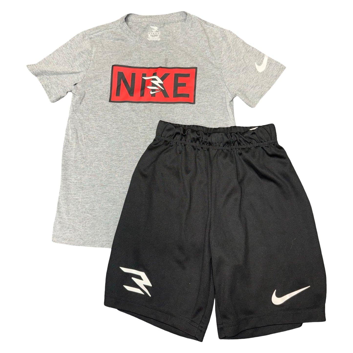 2 Piece set by Nike size 8-10