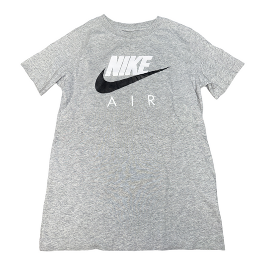 Short sleeve by Nike size 10-12