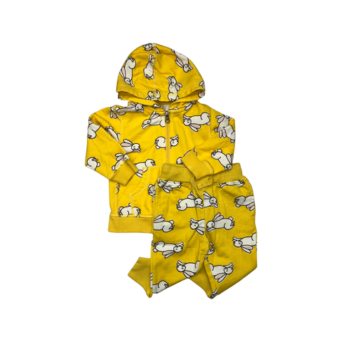 Two piece outfit by Hanna Andersson size 18-24m