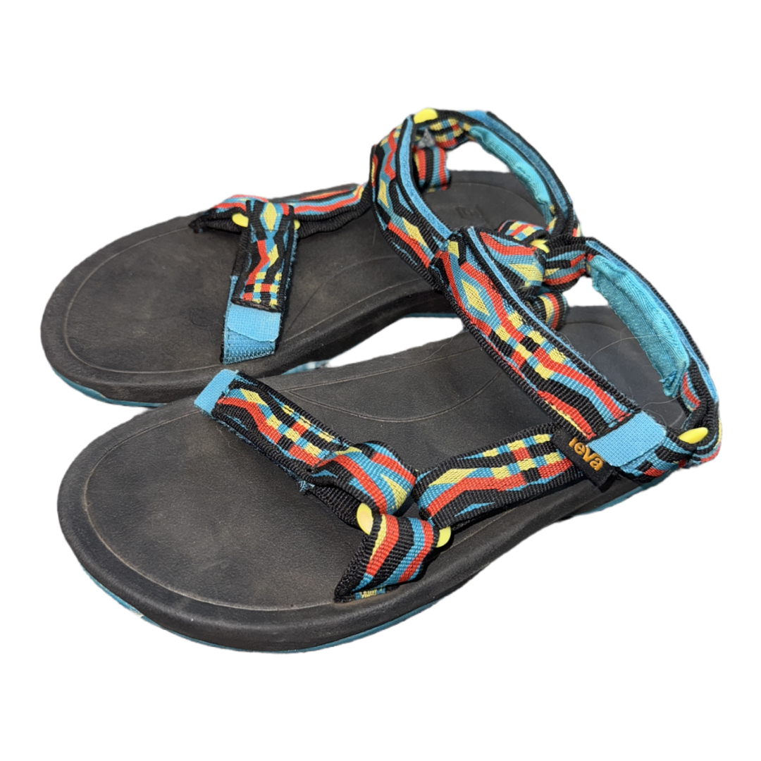 Teva sandals size 3y