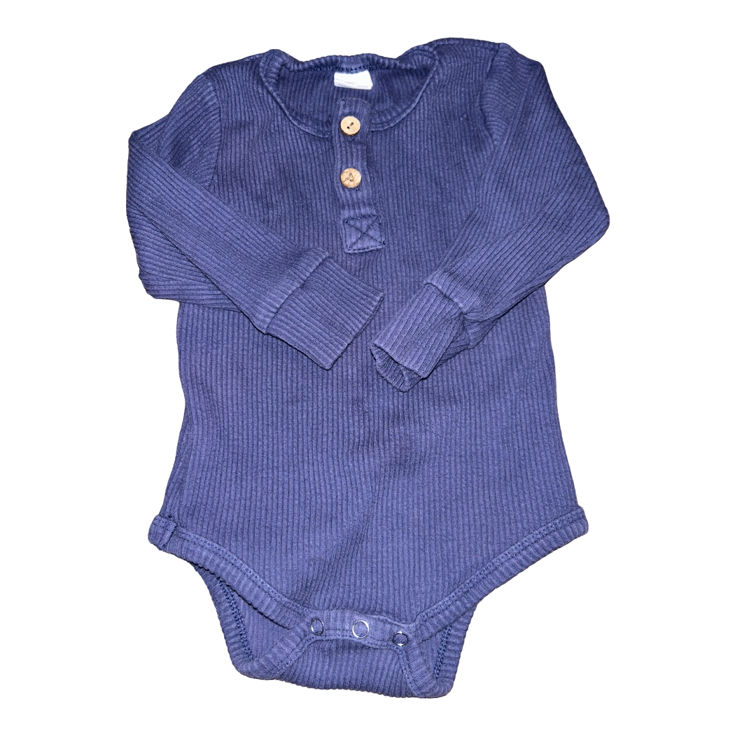 Onesie by Little One Shop size 12-18m