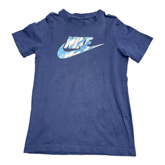 Short sleeve by Nike size 8-9