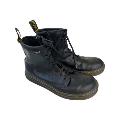 Combat boots by Dr. Martens size 4