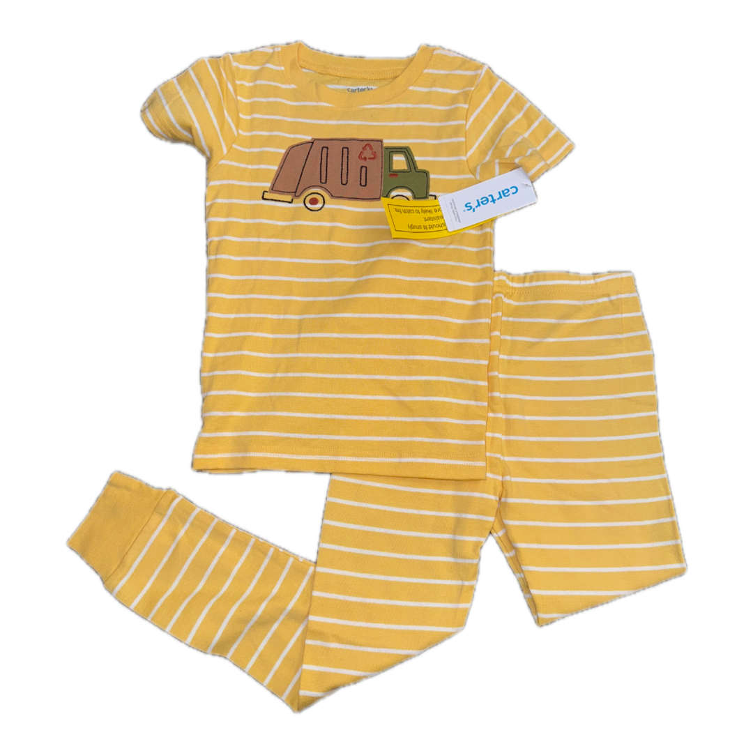 NWT 2 piece pajama set by Carters size 5