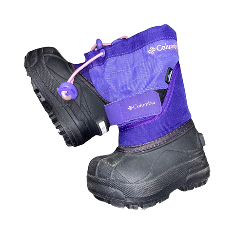 Columbia snow boots size 4