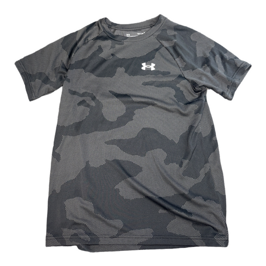 Short sleeve by Under Armour size 14-16