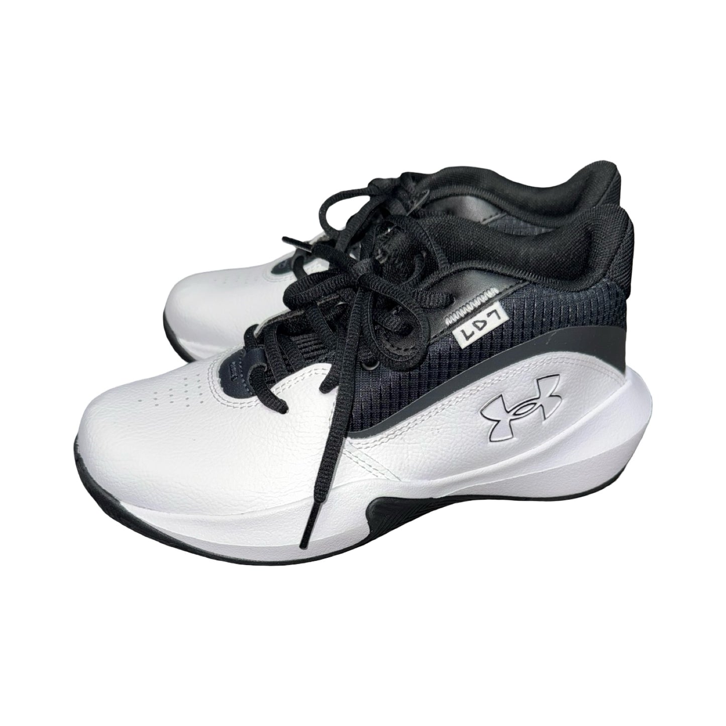 Sneakers by Under Armour size 3y