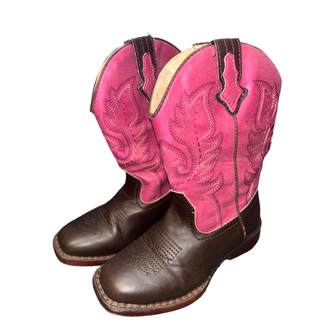 Cowgirl boots by Roper size 11